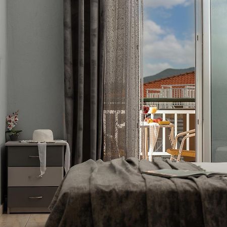 House Toula Elegant Apartment Sarti Exterior photo