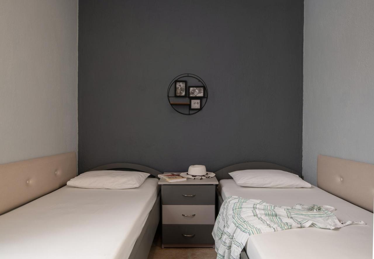 House Toula Elegant Apartment Sarti Exterior photo